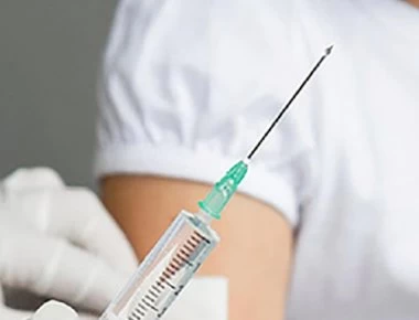 Οκτώ στους δέκα Έλληνες θεωρούν ασφαλή τα εμβόλια